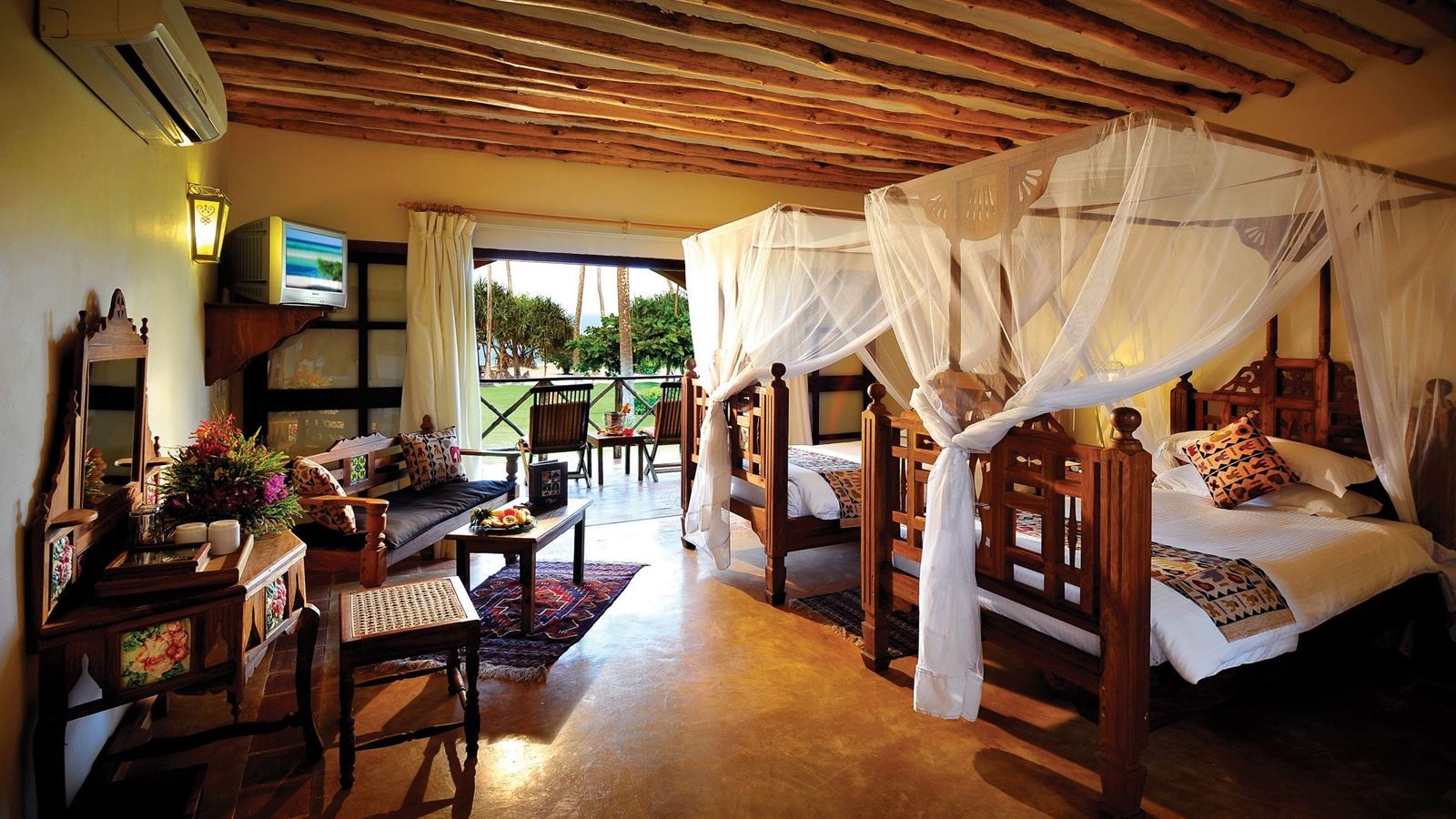 rooms-deluxe-beach-side