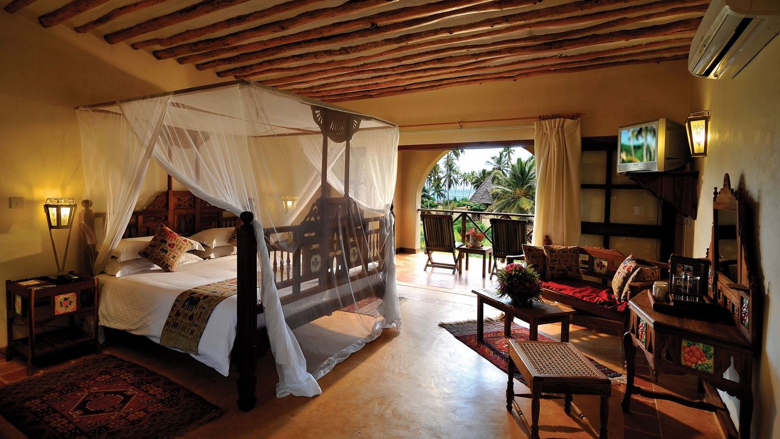 rooms-deluxe-garden-side-with-partial-ocean-view