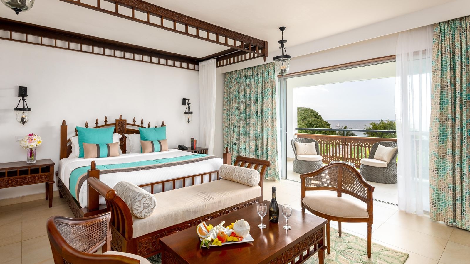 rooms-superior-deluxe-room