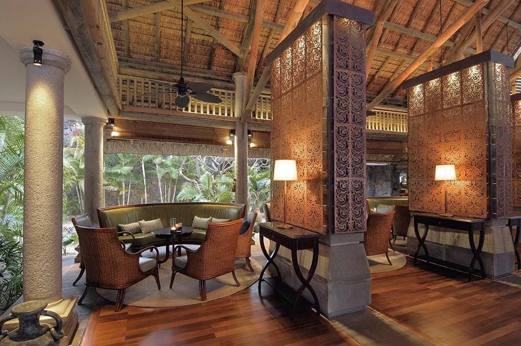 bars-the-lotus-lounge-bar