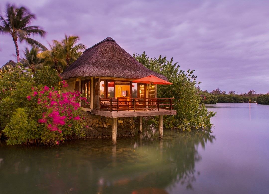 rooms-junior-suite-on-stilts