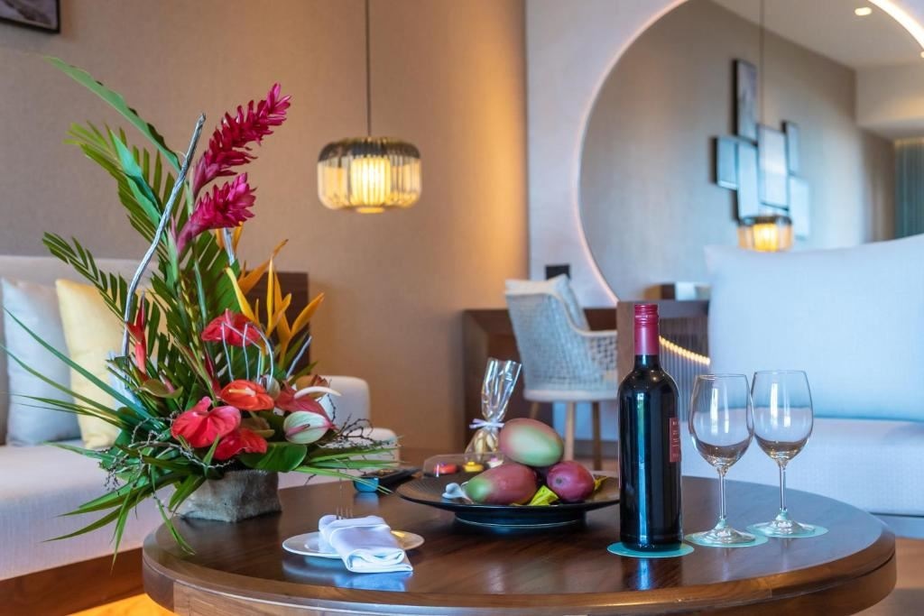 rooms-plunge-pool-hideaway-suite