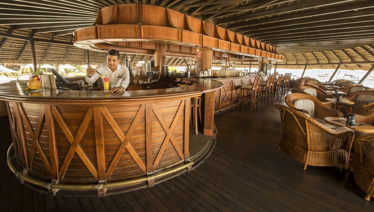 bars-quarter-deck-bar