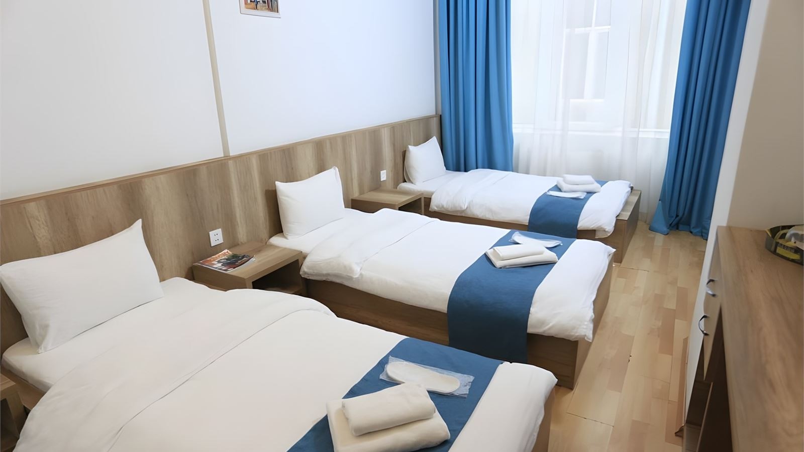 rooms-standard-triple