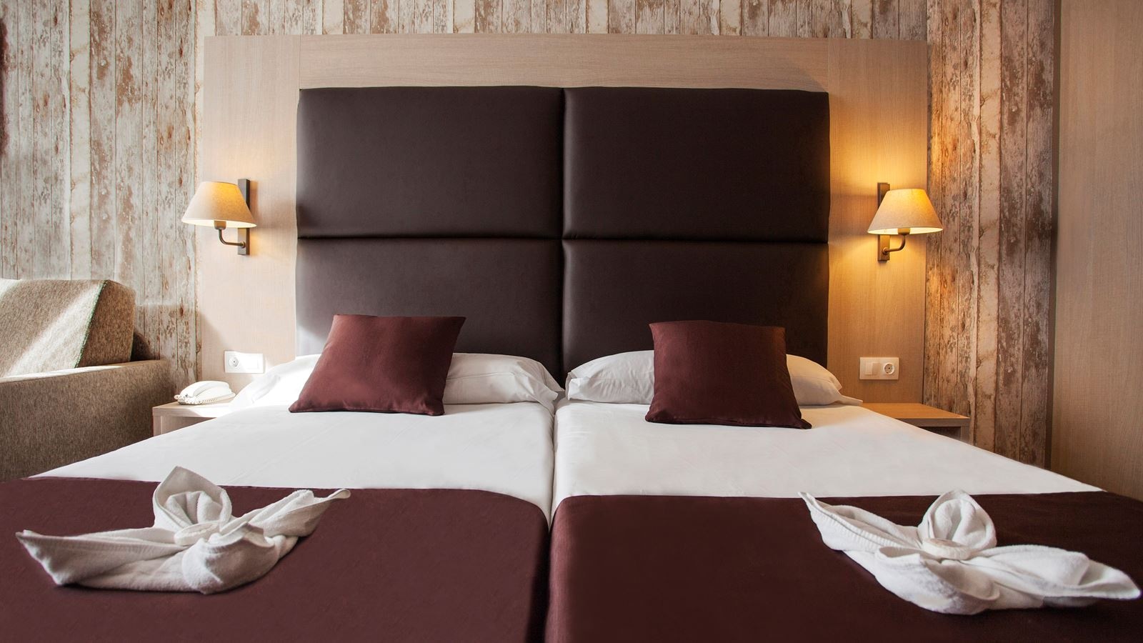 rooms-standard-room-23-pax