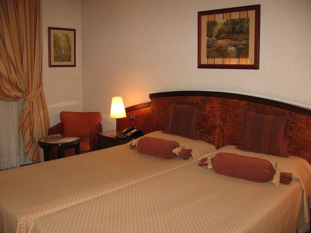 rooms-double-standard-room