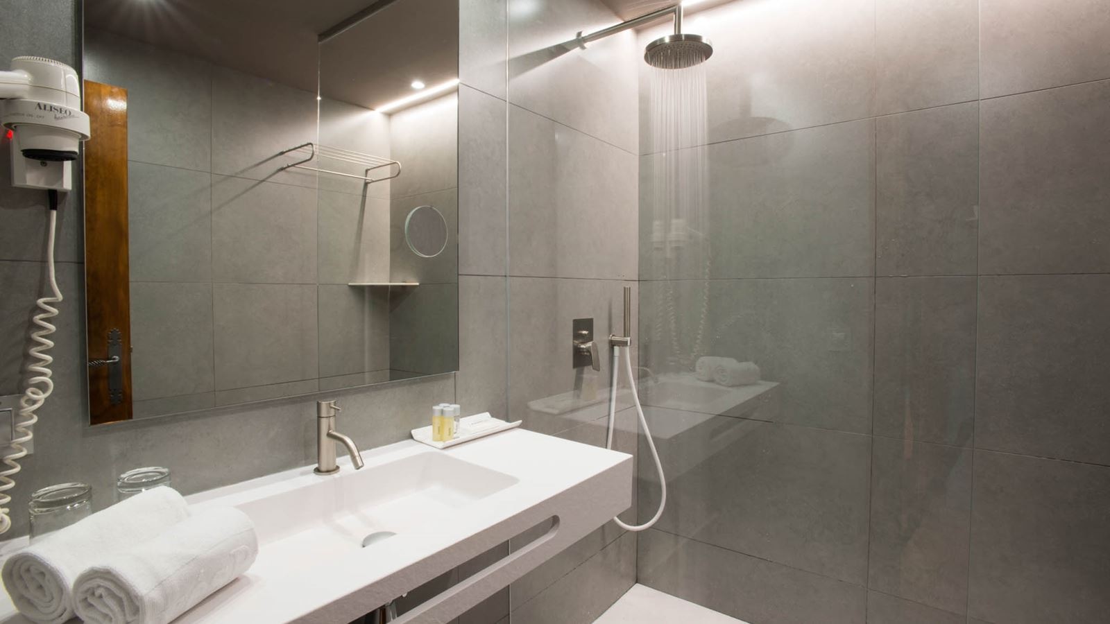 rooms-mountain-suite