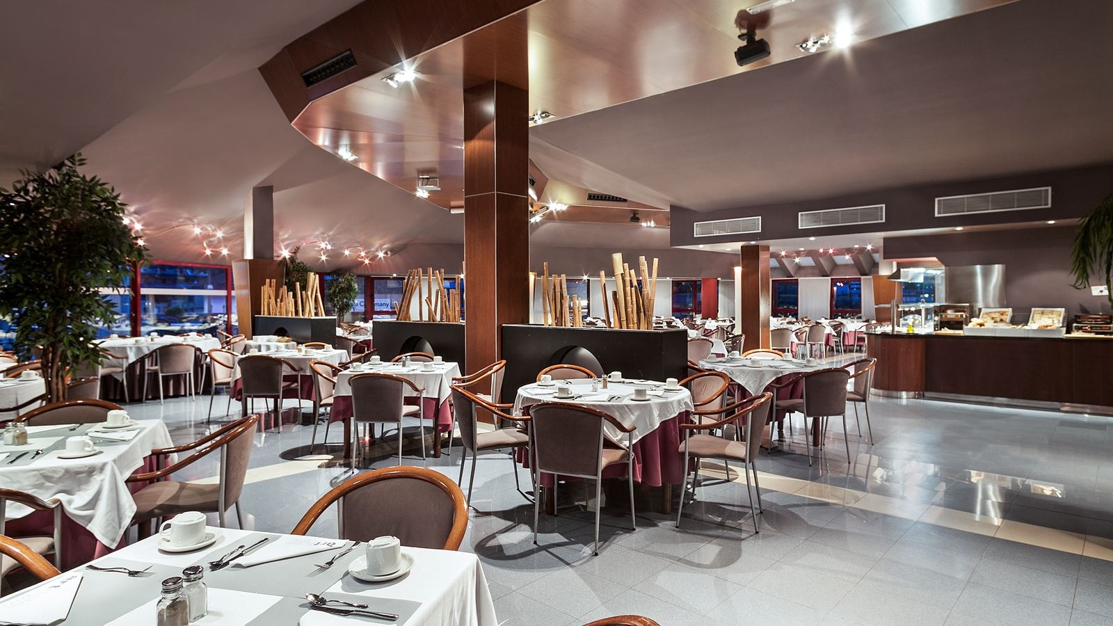 restaurants-restaurants