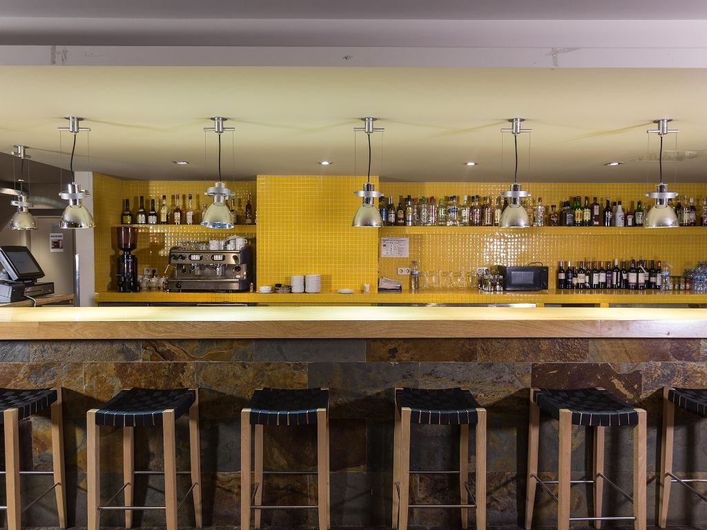 bars-bar