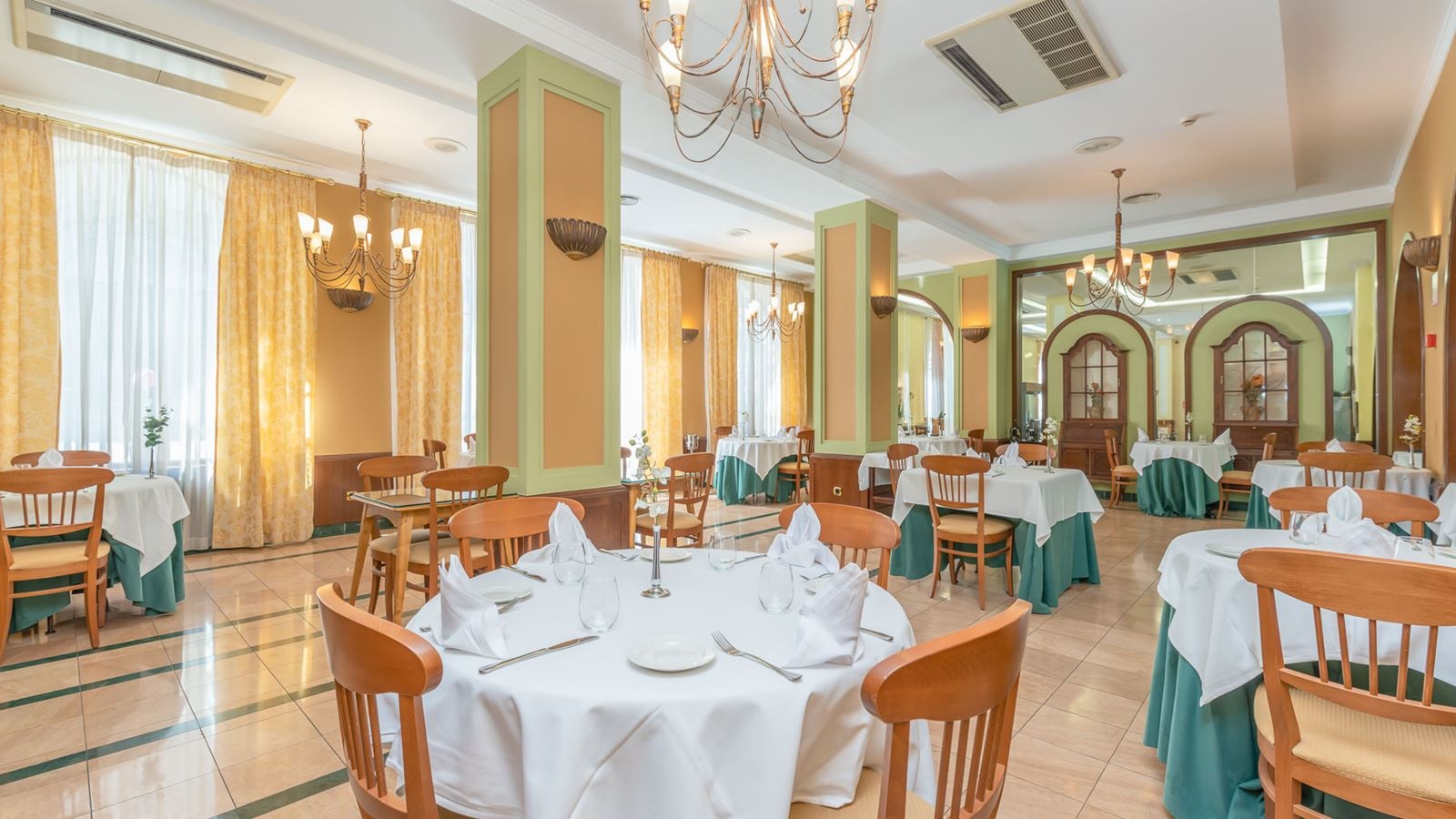 restaurants-restaurants