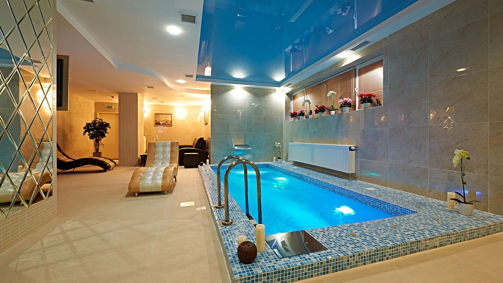 pools-indoor-pool
