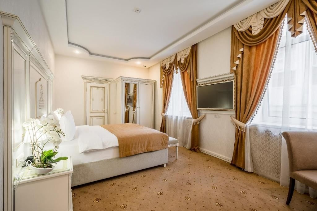rooms-deluxe-room