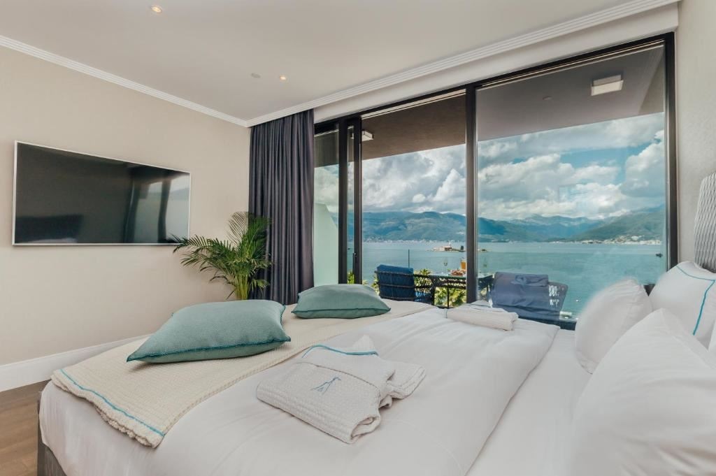 rooms-luux-room-sea-view