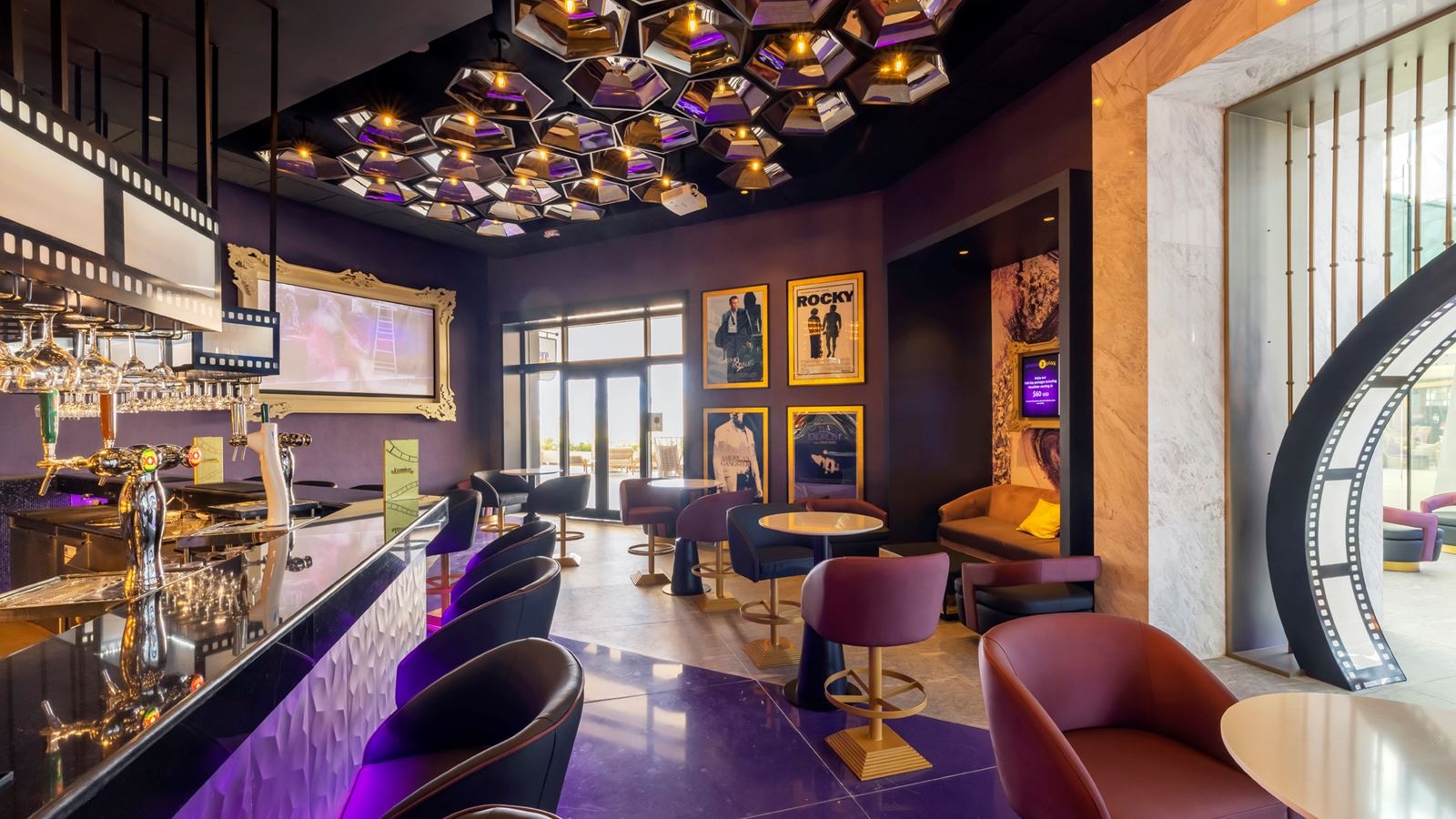 bars-the-premiere-bar--lounge