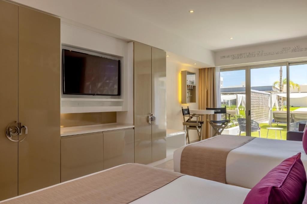 rooms-junior-suite-swimout