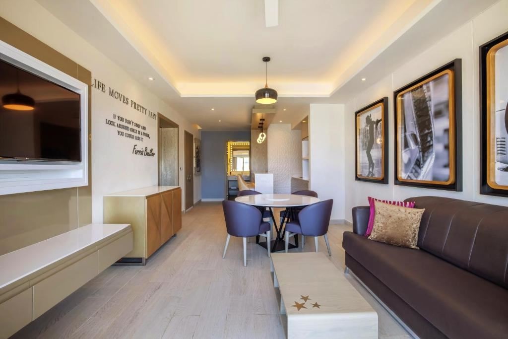 rooms-directors-suite-one-bedroom