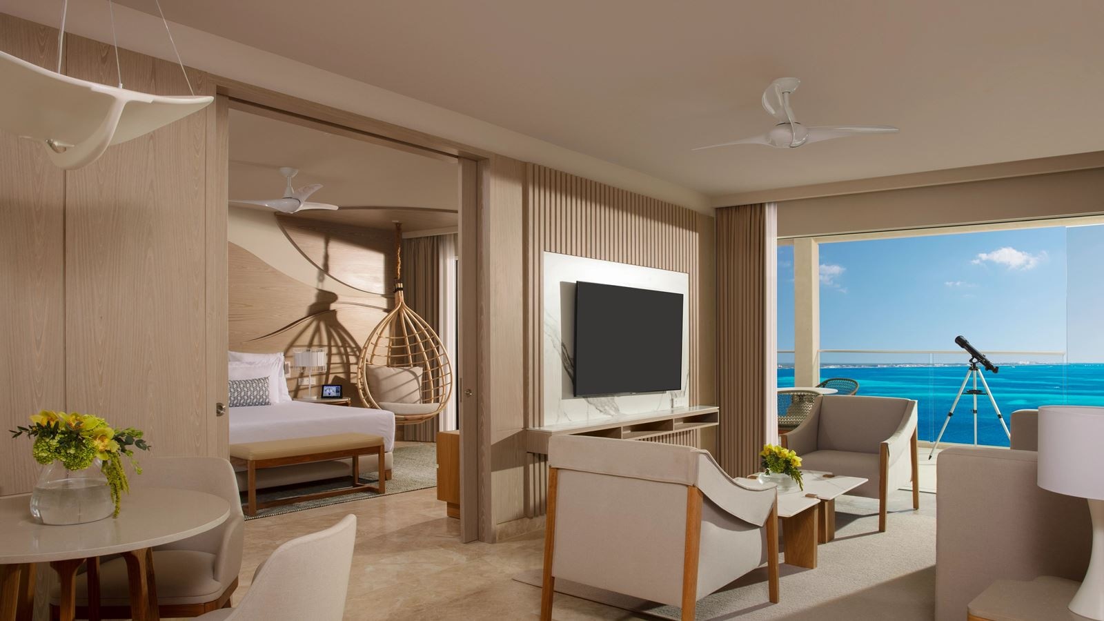 rooms-xhale-club-master-suite-ocean-front