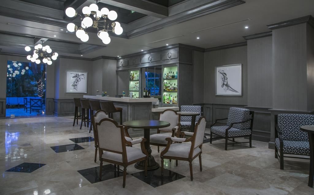 bars-ventanas-lounge-bar