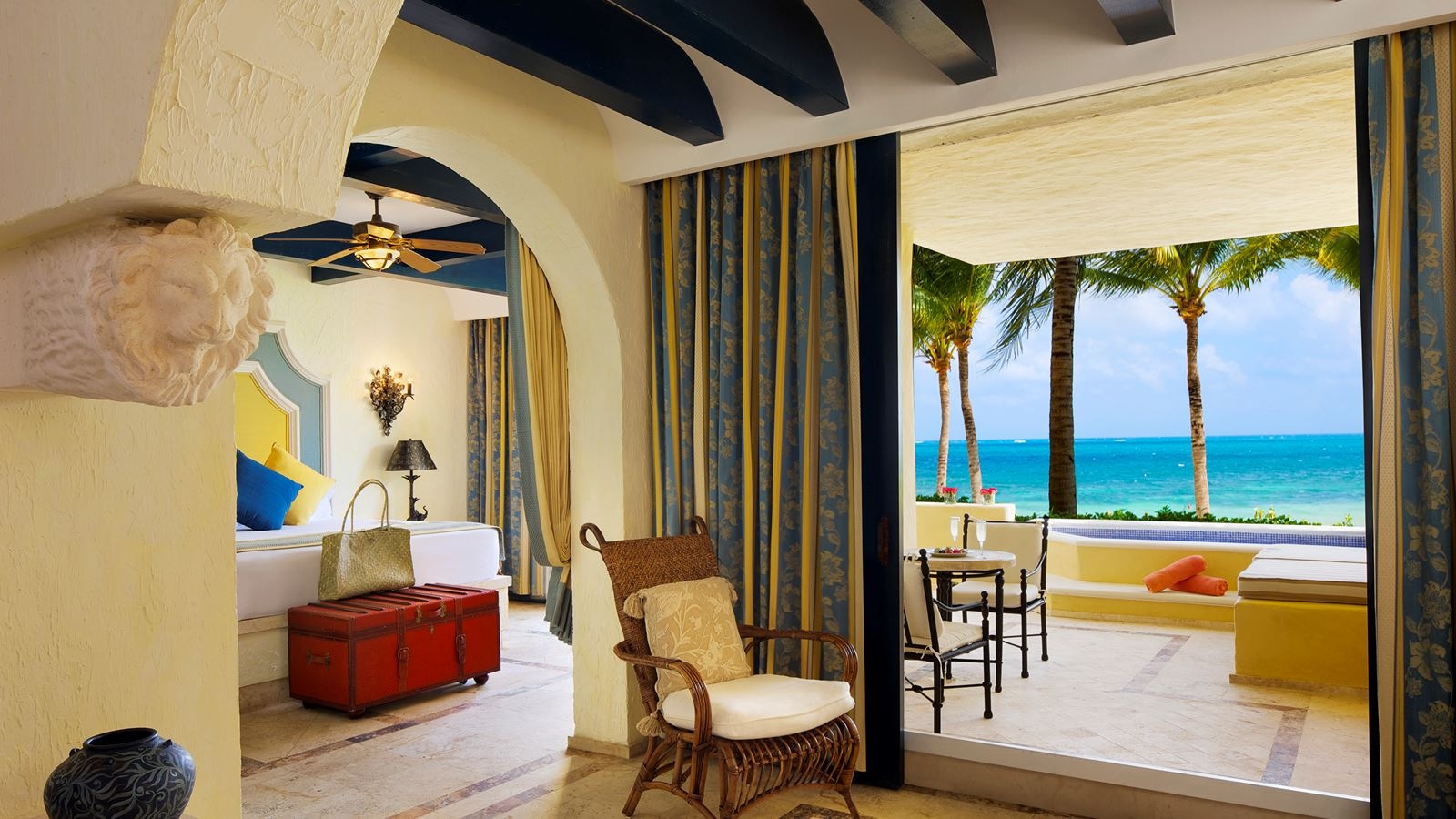 rooms-butler-ocean-front-master-suite-two-bedroom-with-plunge-pool
