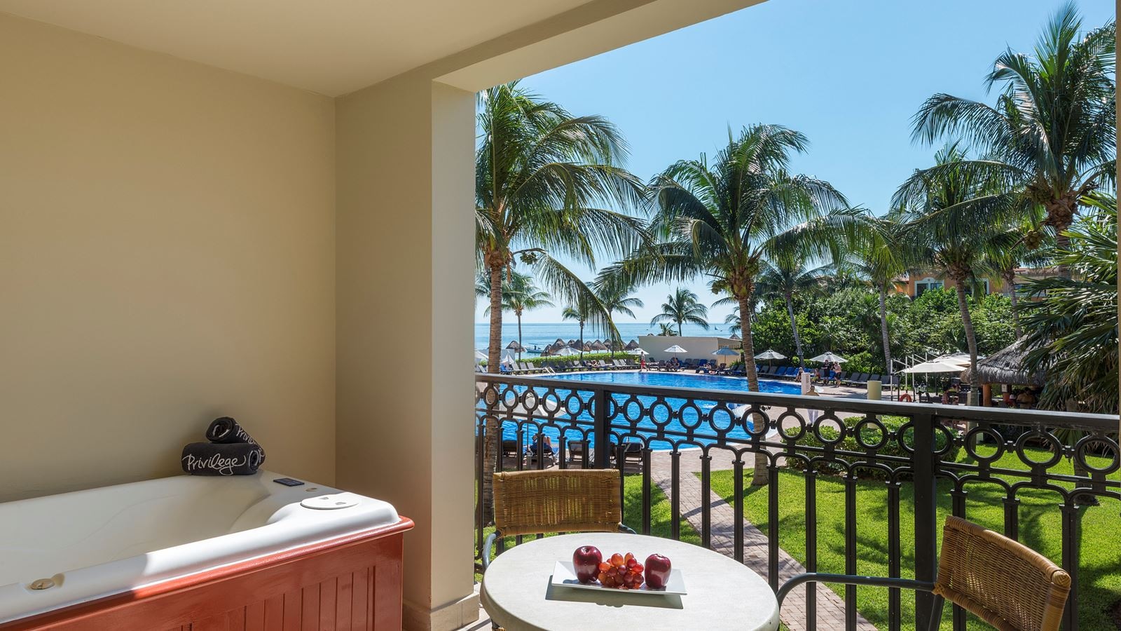 rooms-jr-suite-privilege-ocean-view