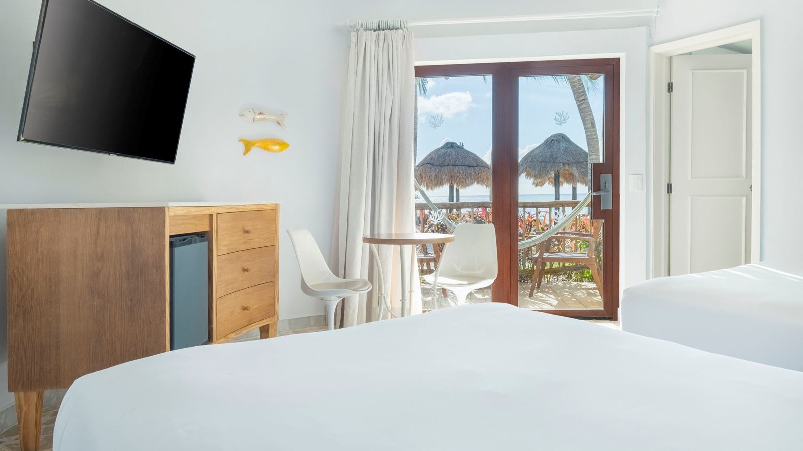 rooms-double-ocean-front