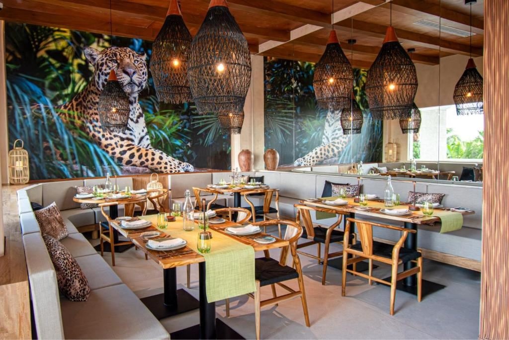 restaurants-balam-restaurant