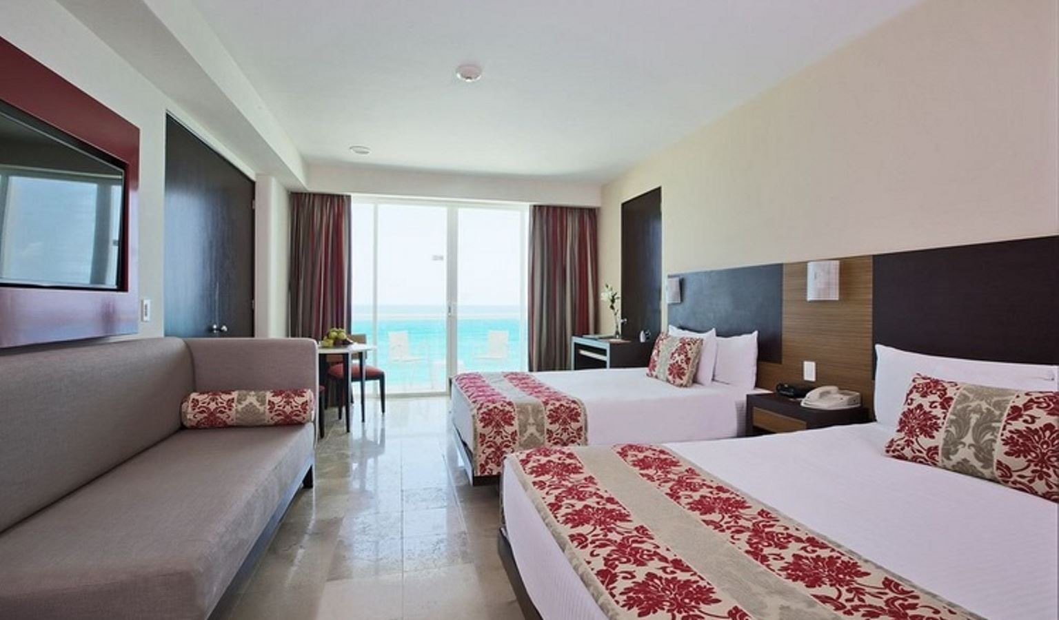 rooms-krystal-club-ocean-view