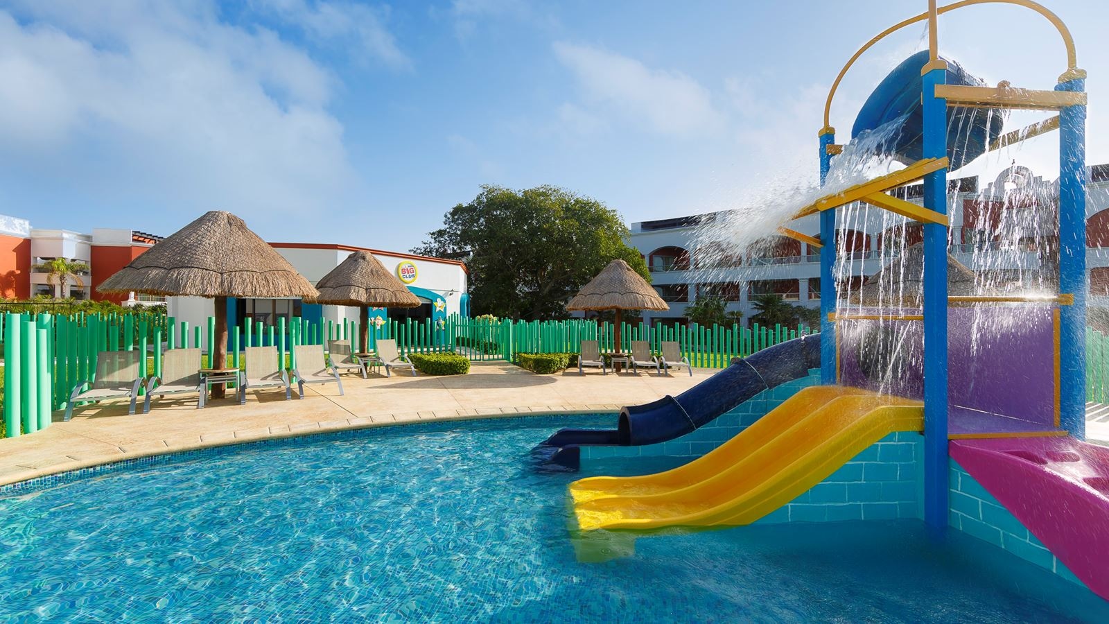 pools-outdoor-childrens-pool