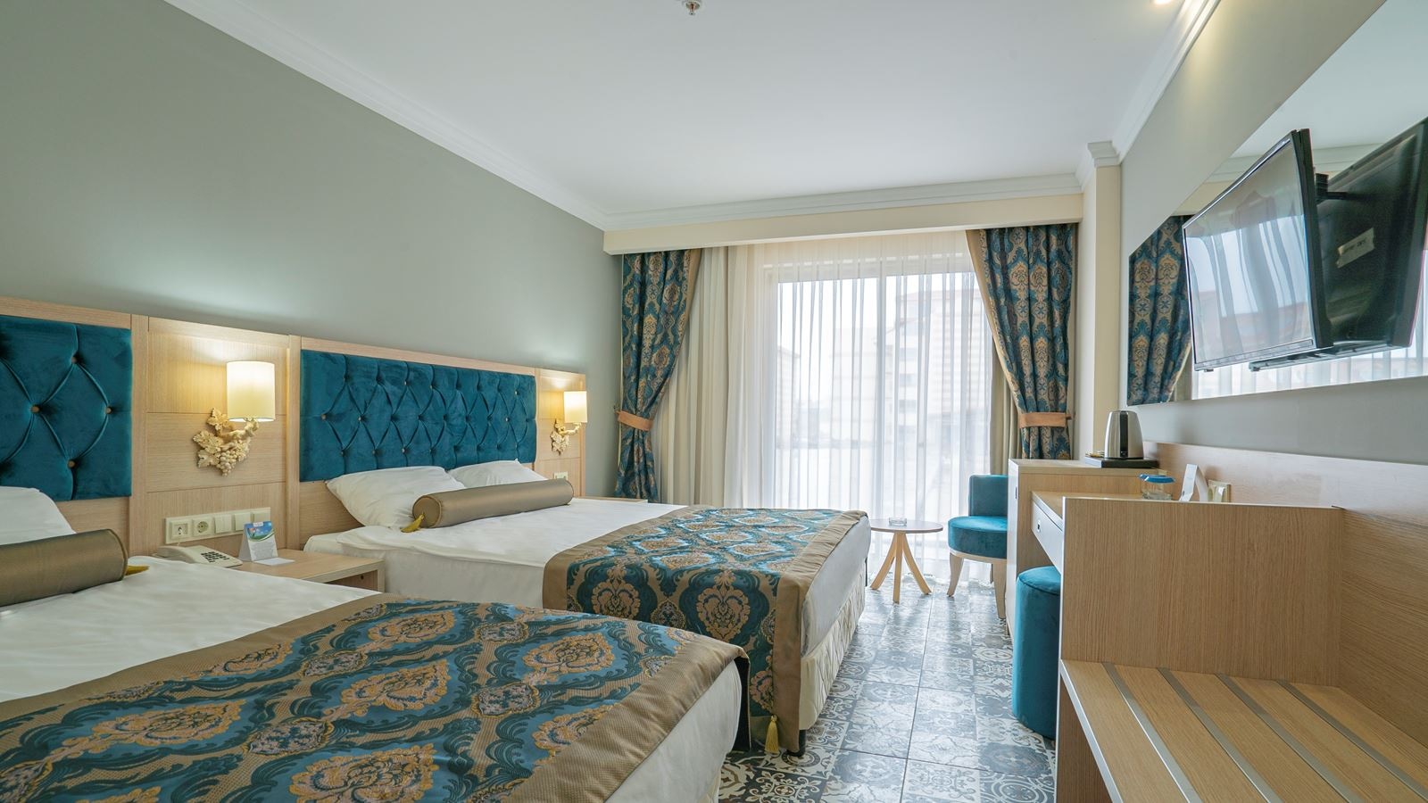 rooms-standard-room-with-balcony