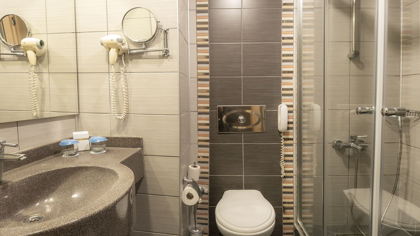 rooms-standard-room-with-balcony