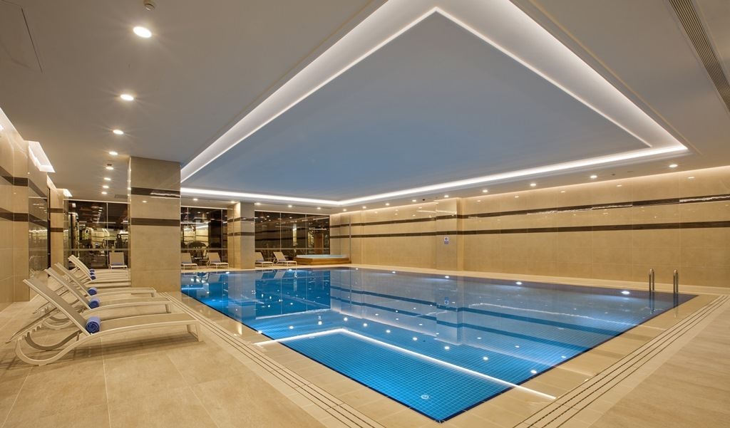 pools-indoor-pool