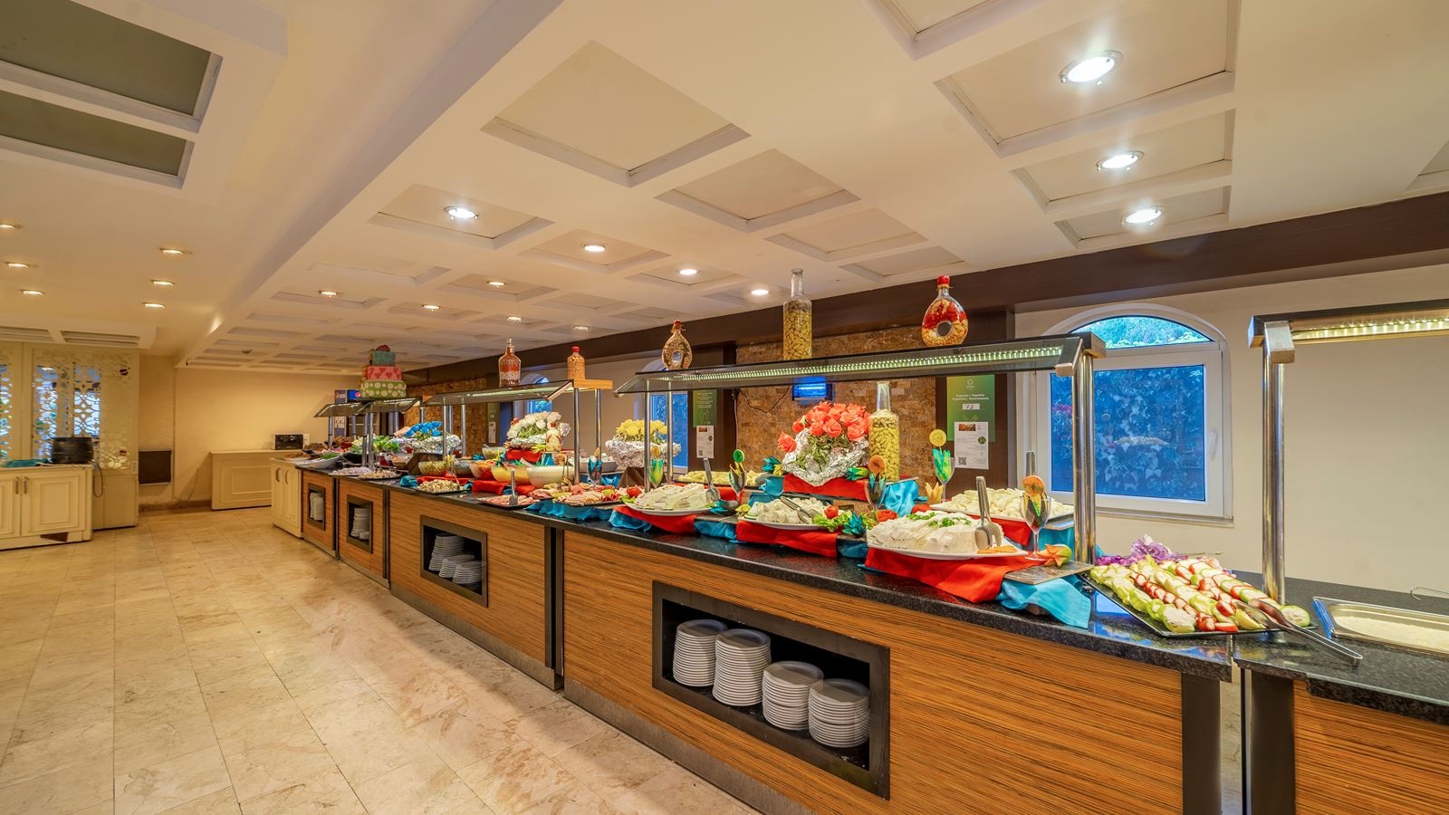 restaurants-restaurant