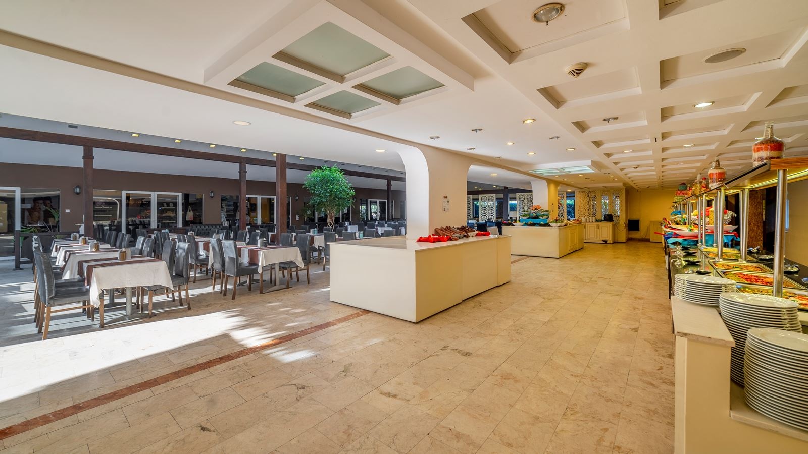 restaurants-restaurant