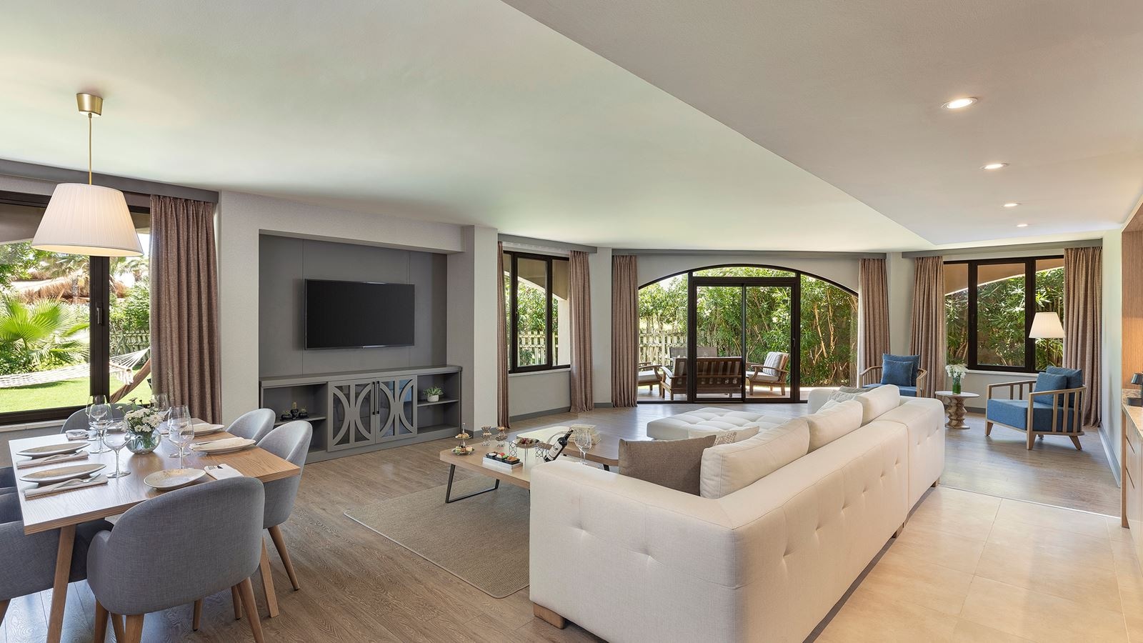 rooms-bohemia-villa-with-private-pool