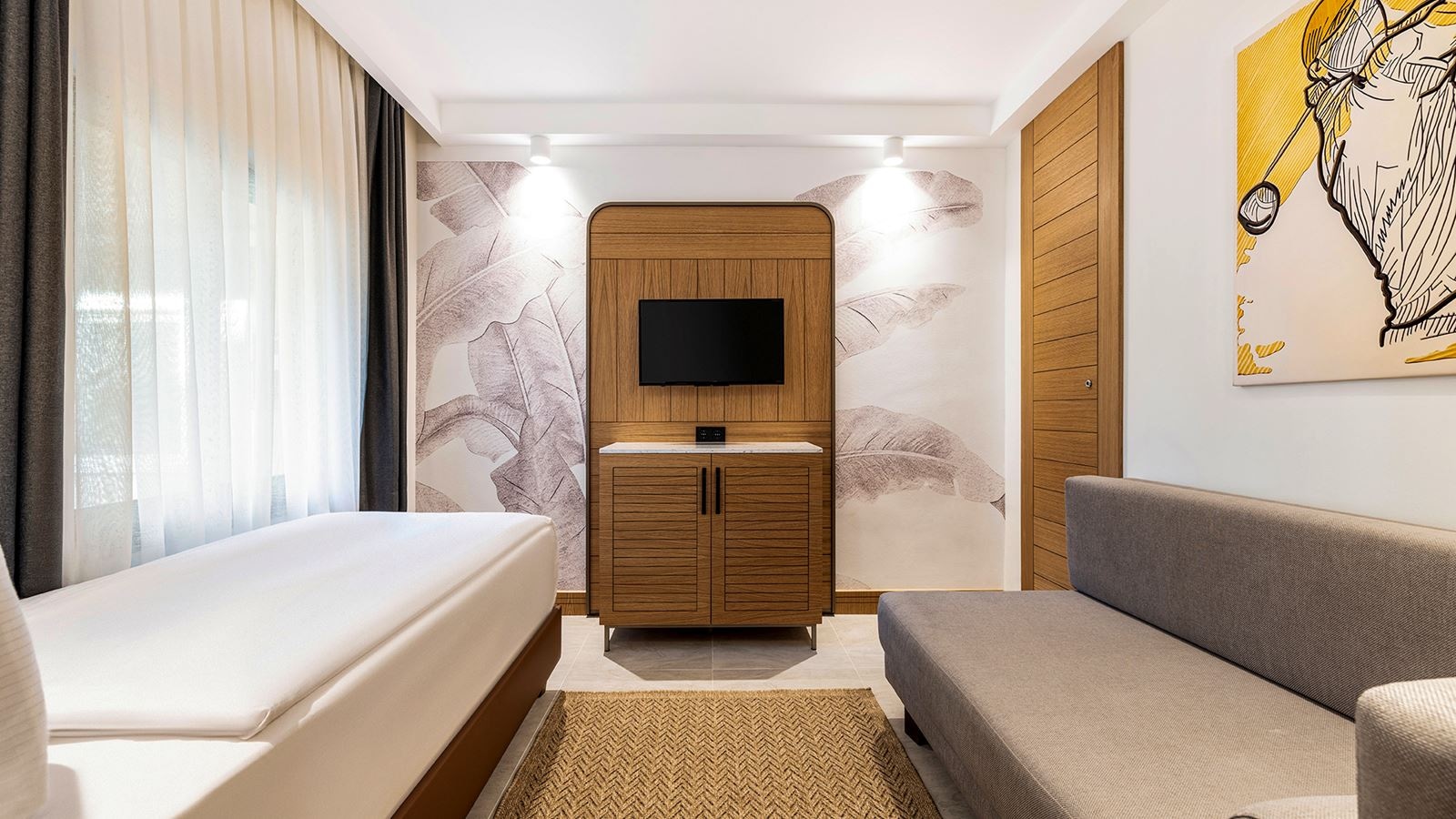 rooms-superior-family-room