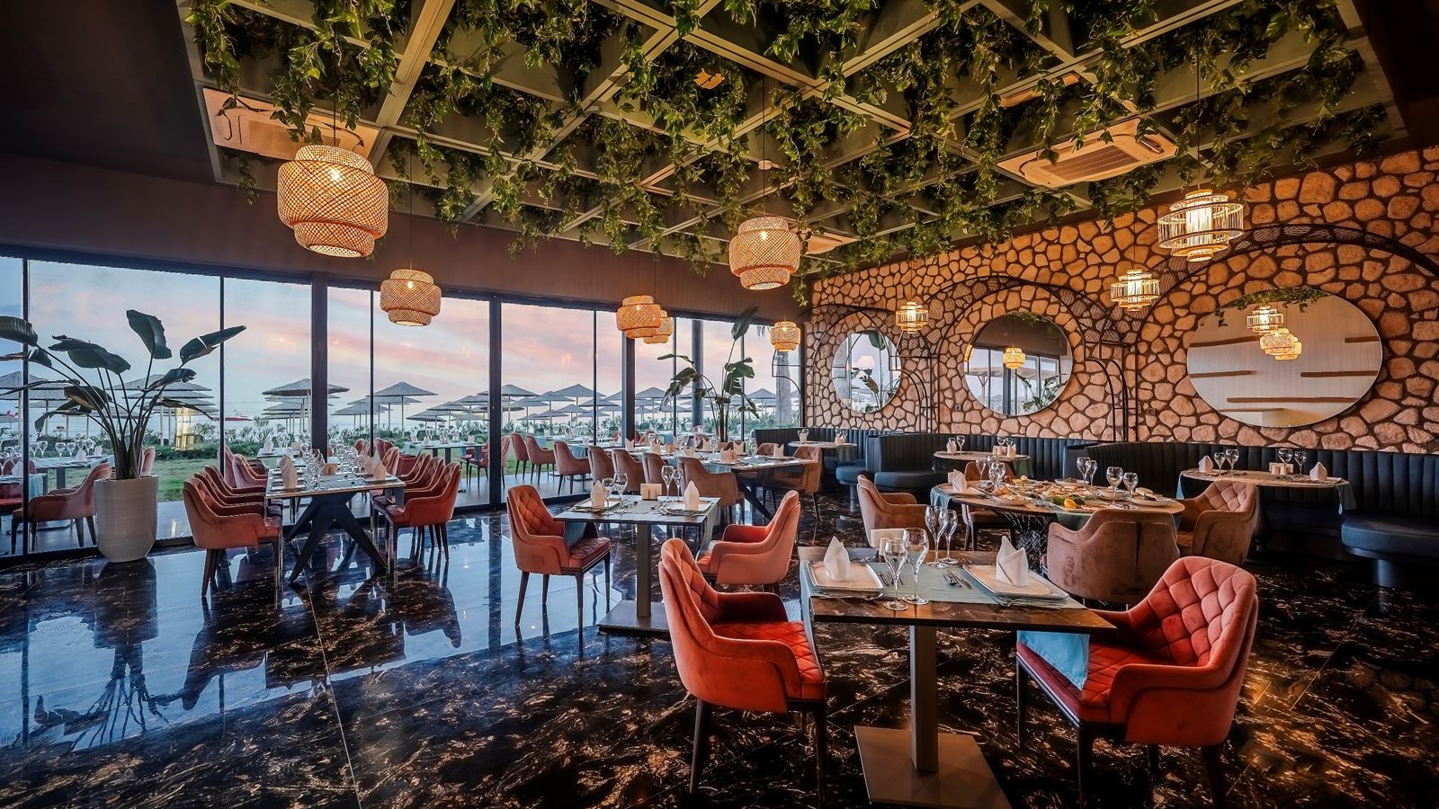 restaurants-tapaz-ala-carte-tiny-bites