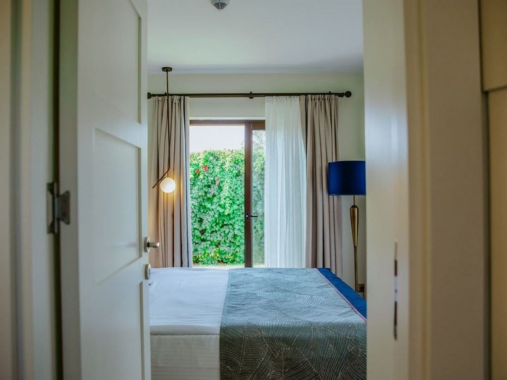 rooms-beach-villa-with-pool