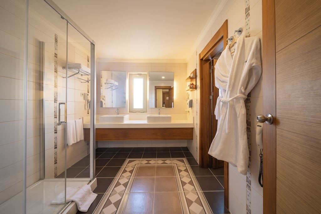 rooms-hotel-suite-room