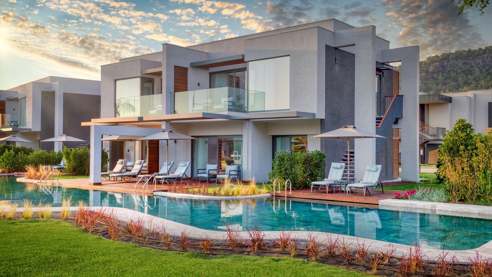 rooms-lake-house-swimup-room