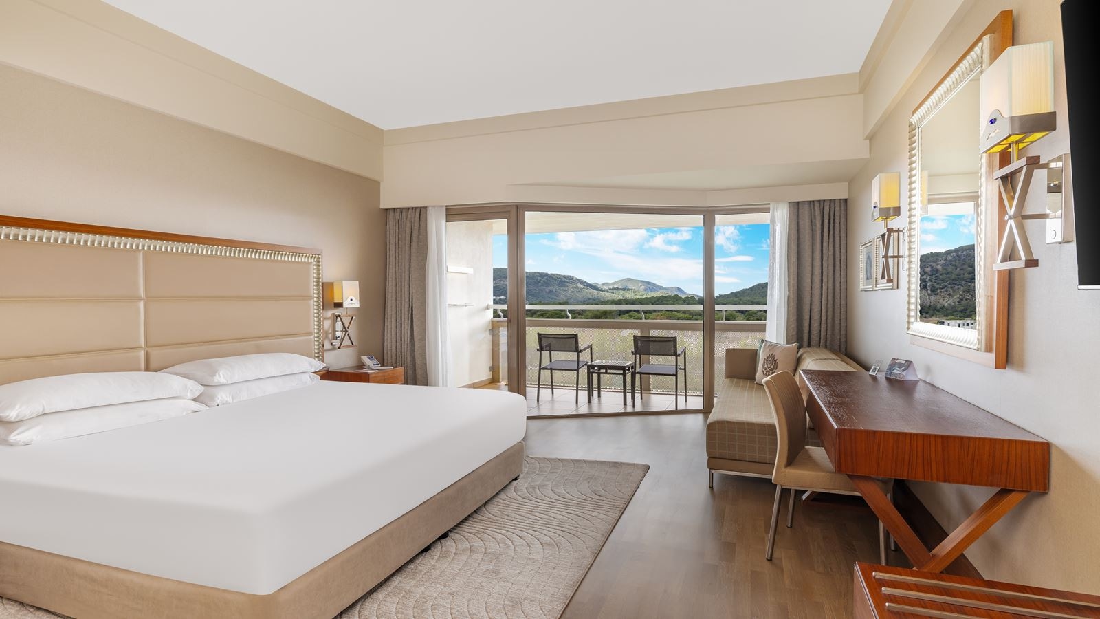 rooms-guest-room-garden-view