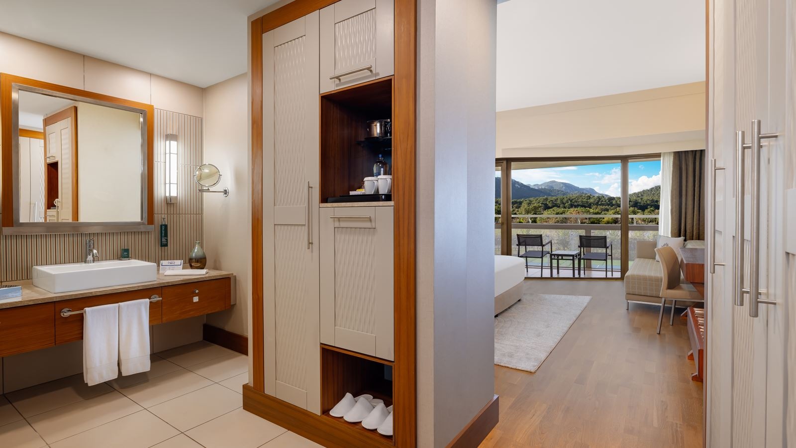 rooms-guest-room-garden-view