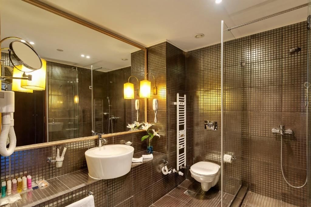 rooms-double-standard-room-balcony