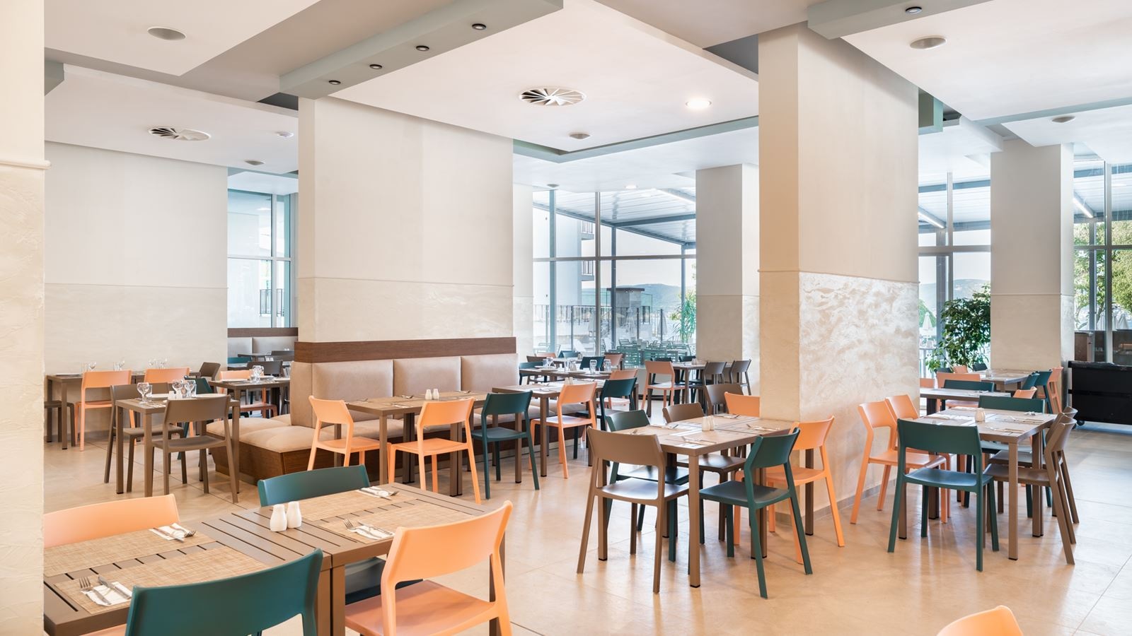 restaurants-main-restaurant