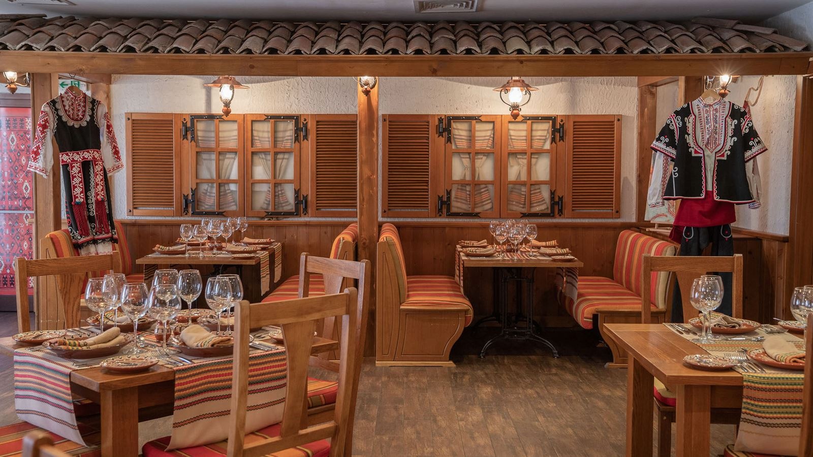 restaurants-bulgarian-alacarte-restaurantold-house