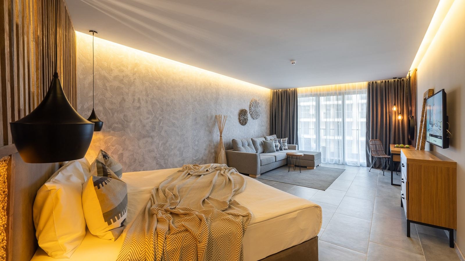 rooms-superior-room-side-sea-view