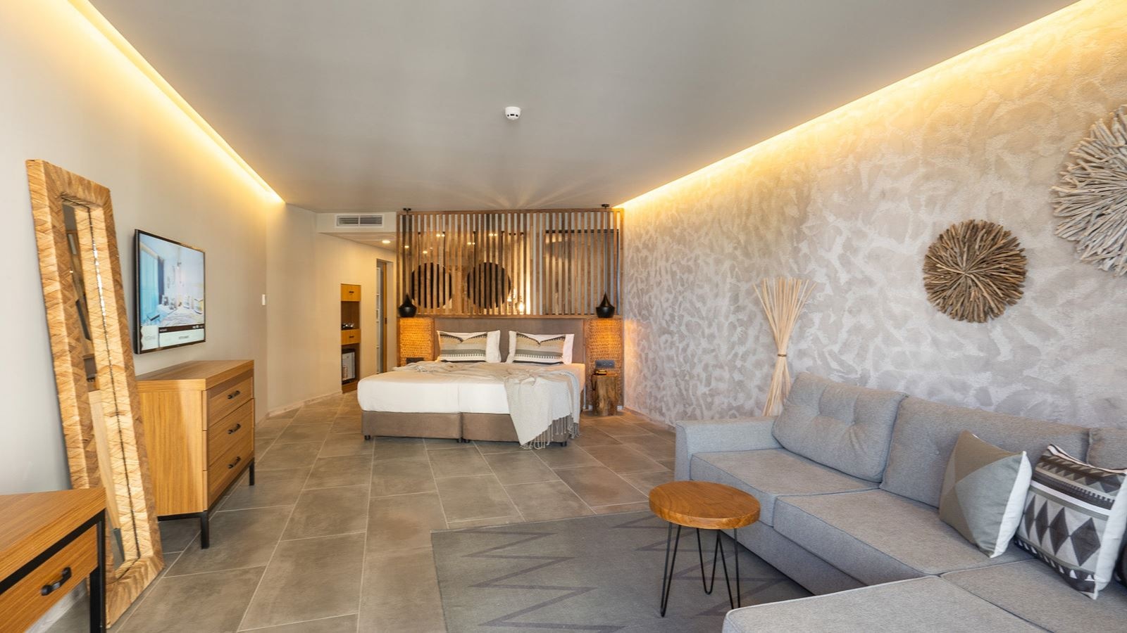 rooms-superior-room-side-sea-view