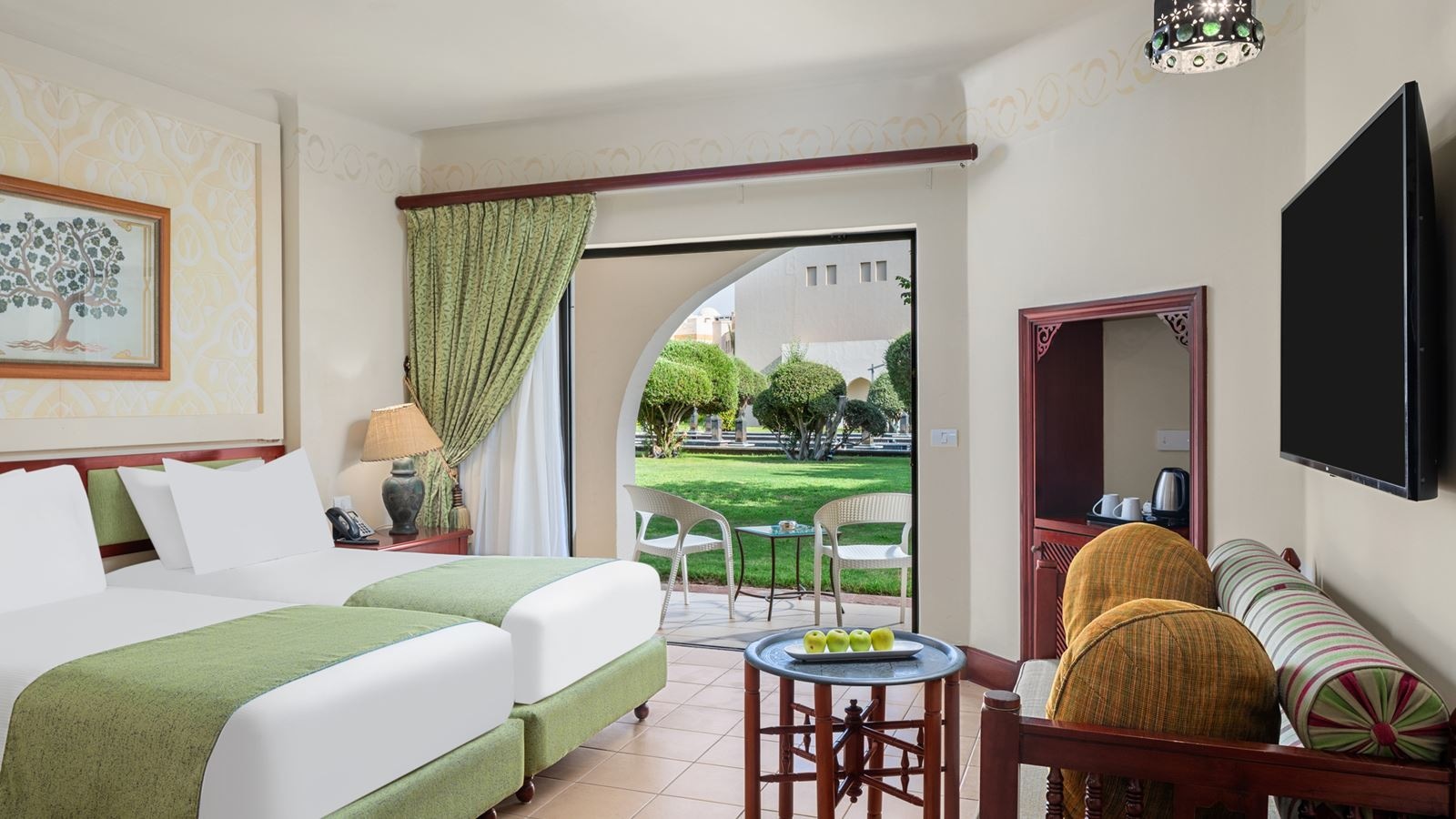 rooms-family-interleading-room-lagoon-view