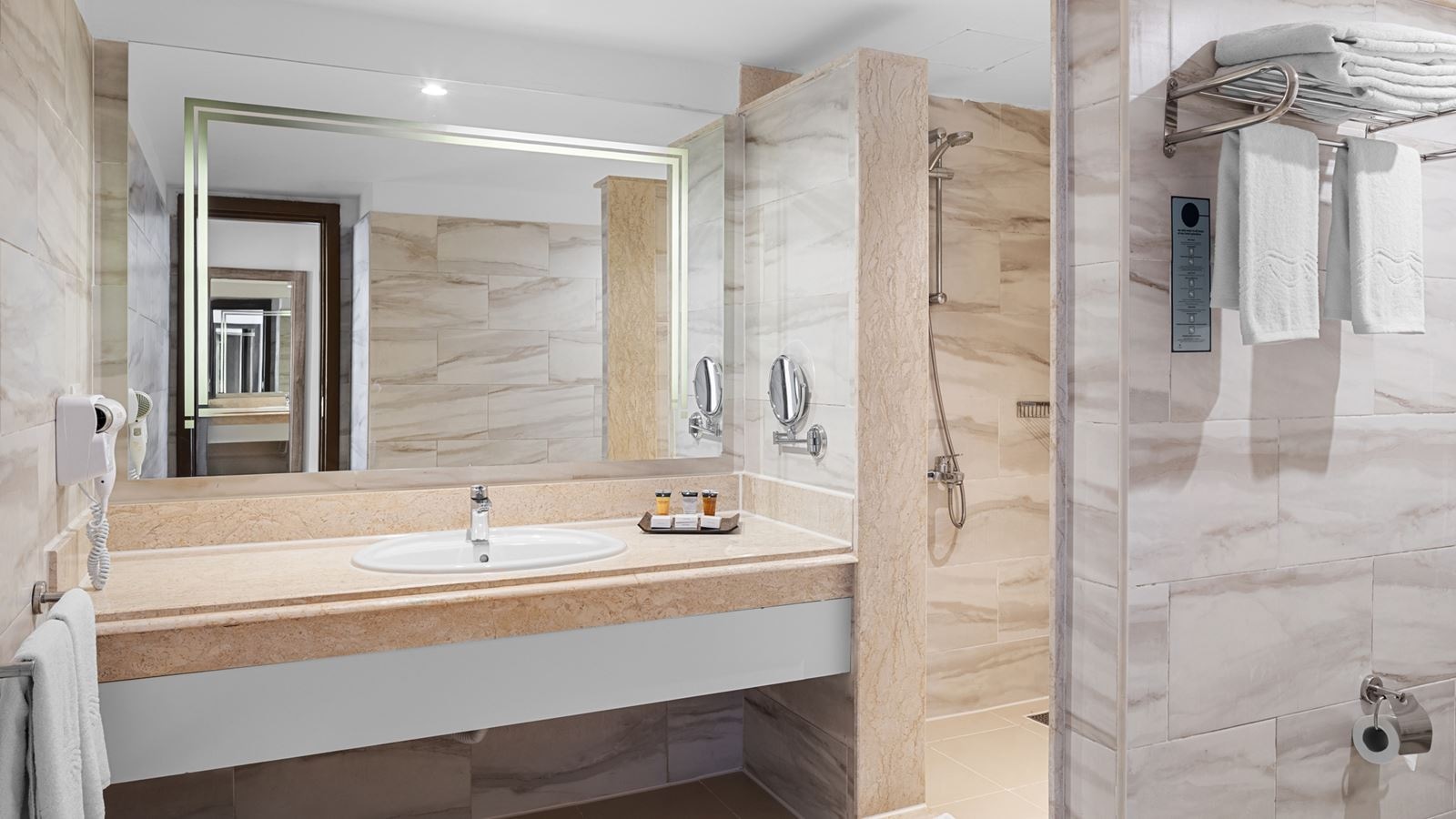 rooms-superior-room-sea-view