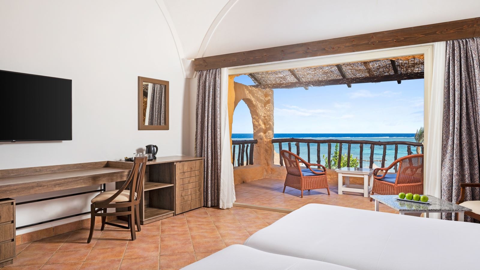 rooms-superior-room-sea-view
