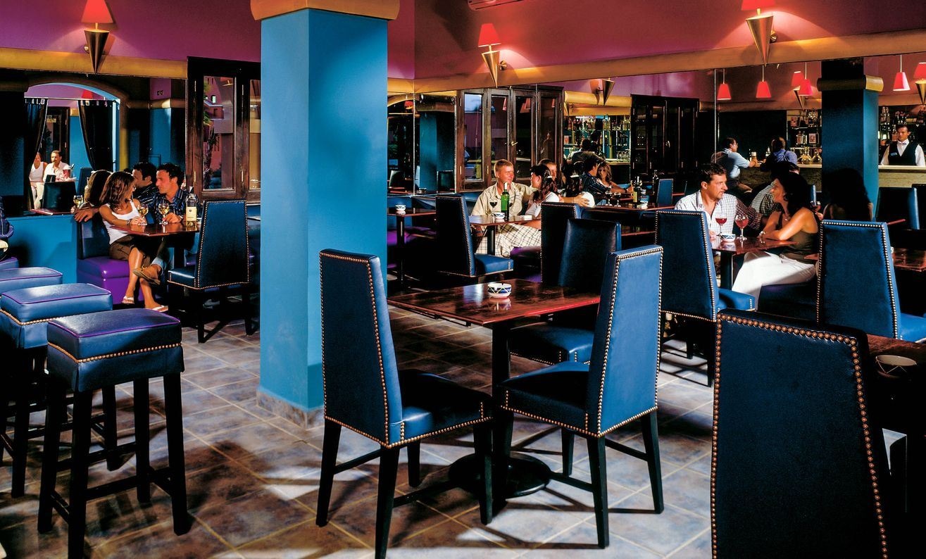 restaurants-restaurants